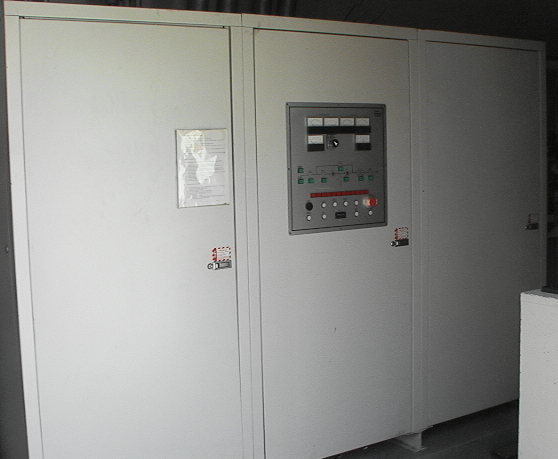 313KVA 250KW 208 volt to 60hz 480 volt Inverter UPS Battery Back