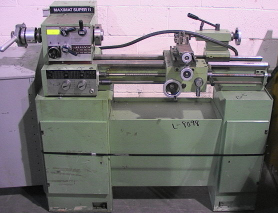 MaxiMat Super 11 Metal Lathe