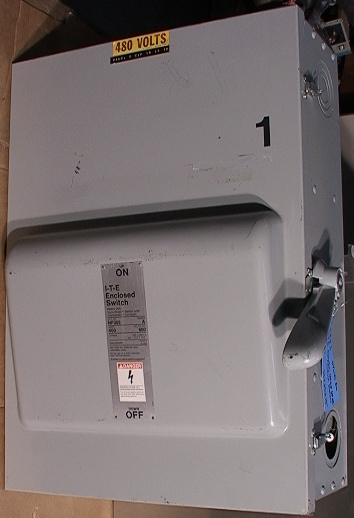 ITE NF355 Heavy Duty 400 Amp 600VAC Switch Disconnect Enclosure