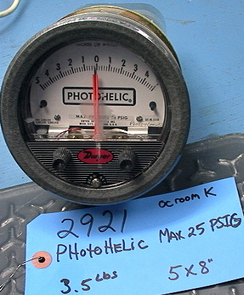 Dwyer Instruments 3310 Photohelic Guage Controller +&- 5" WC