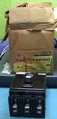 NOS NIB 100 amp 3-pole 480 VAC T&M Breaker Switch