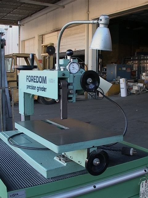 Foredom Precision Belt Grinder with multiple fingers and belt