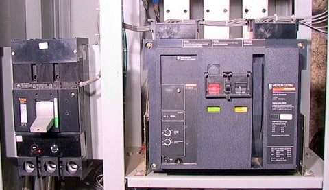 600 amp Remote Control Circuit Breaker Merlin Gerin MasterPact