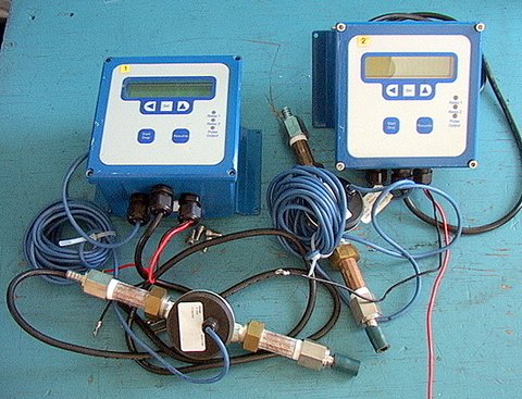 Hays FT520 Flow Computer w/ Omega FTB4705 Liquid Flowmeter