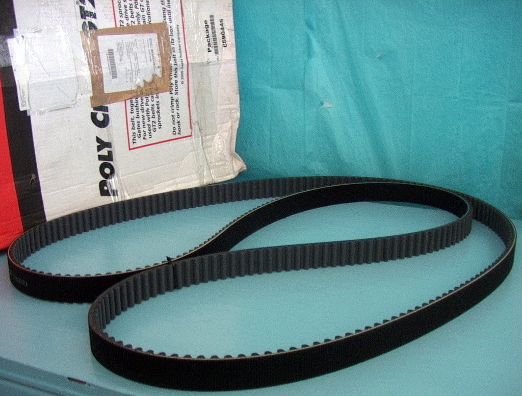 NOS NIB Gates Poly Chain GT-2 Belt 14MGT-3920-37 9275-528