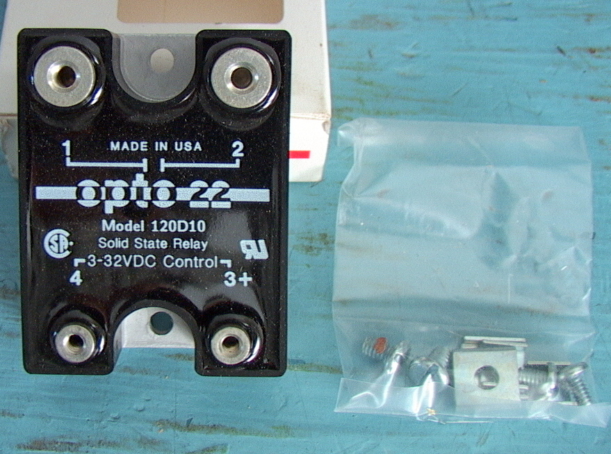 Qty 3 NEW OPTO 22 120v 10amp DC Control Solid State Relay 120D10