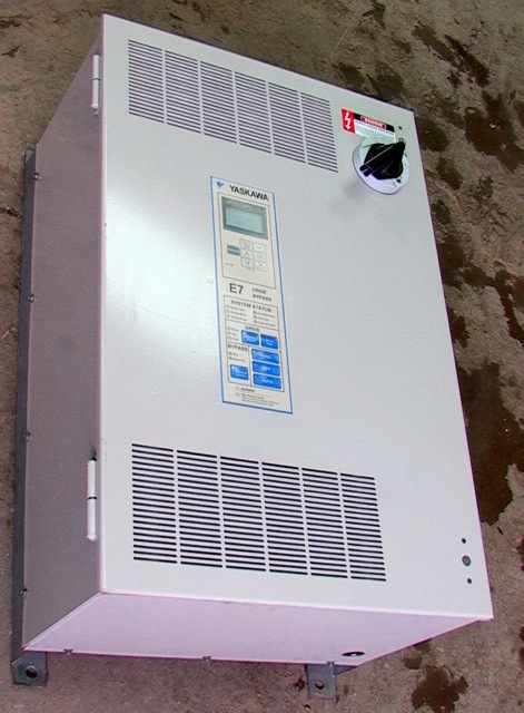Yaskawa E7L 3HP VFD w/ Drive Bypass Model CIMR-E7