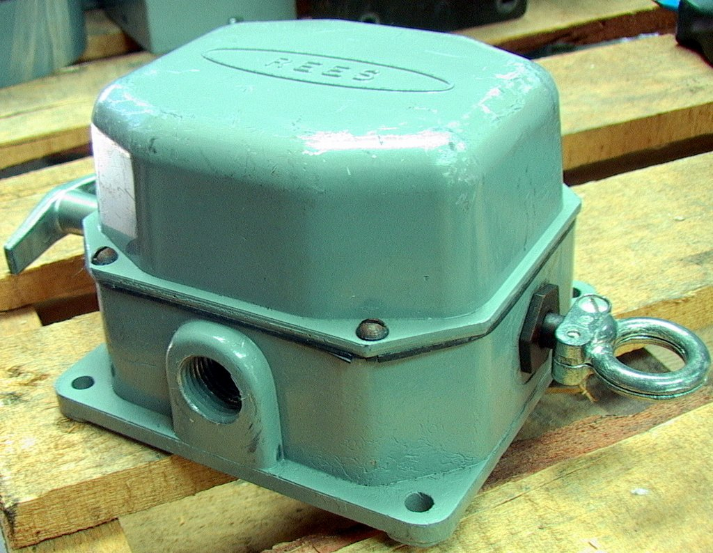 Cable operated Safety Switch 10# trip force cat No. 04944-500
