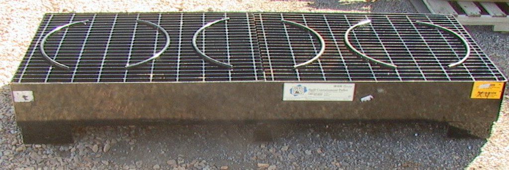 Pig PAK483 steel 3 barrel/drum Spill Containment Pallets
