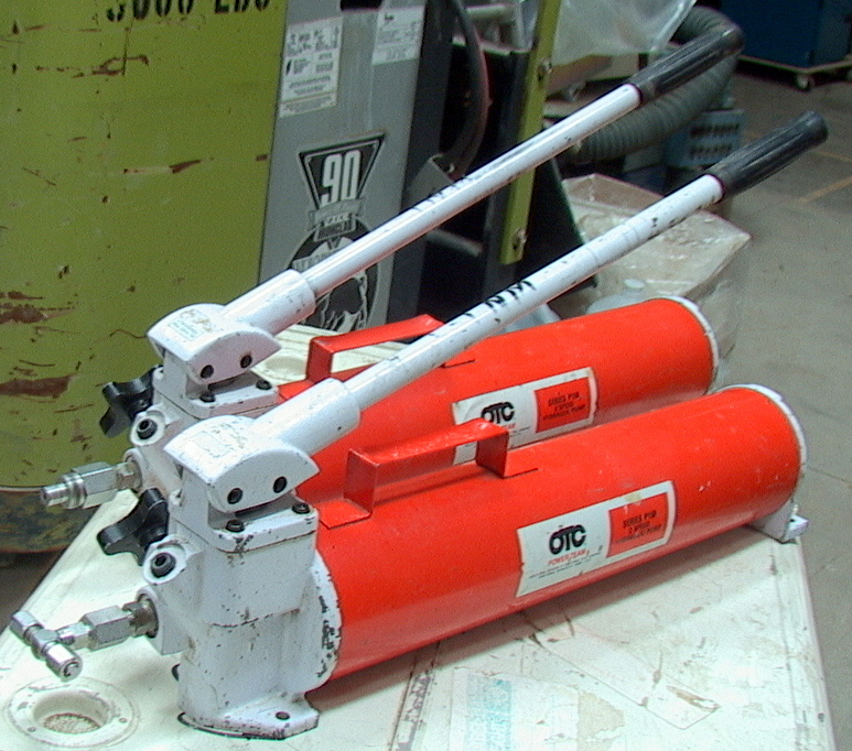 OTC Power Team Series P158 Model A 2-Speed Hydraulic Pump