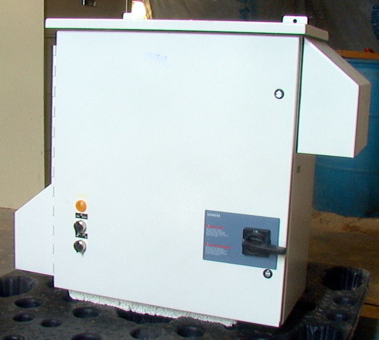 NEW Siemens SED2 5HP full motor control VFD in NEMA Type 3R Hars