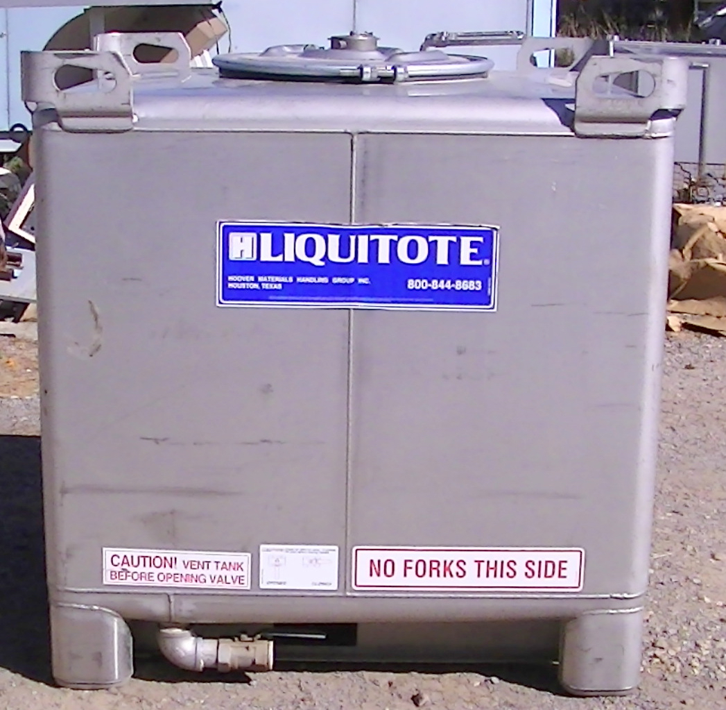 350 gallon Hoover Liquitote 304 Stainless Steel square liquid tr