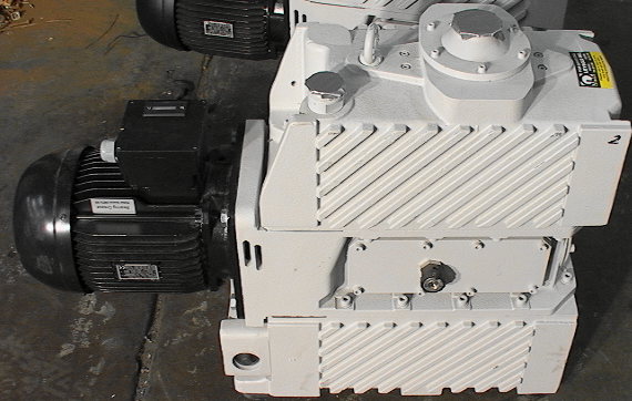 Leybold EcoDryL Vacuum Pump 1.5 KW 12315 28cfm