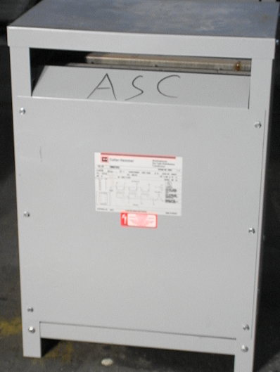 30 KVA Cutler-Hammer Westinghouse Dry Transformer 480-208/120
