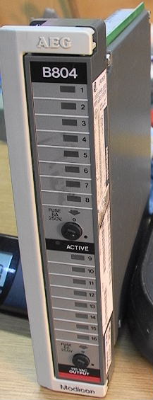 AEG MODICON B804 PLC I/O Module 16 115 VAC Output