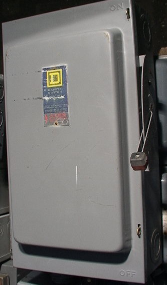 200 amp 240V Square D Fused Disconnect Safety Switch