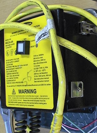 MGCA-4A Machine-Guard Control Box Banner Engineering
