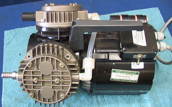Vacuum Pump 2-stage oil-less. Fisher Scientific FisherBiotech