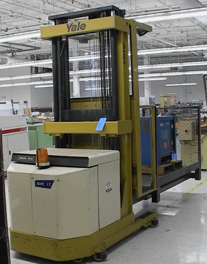 YALE Selector 3000 Narrow Aisle Ride Up Stock Picker Forklift