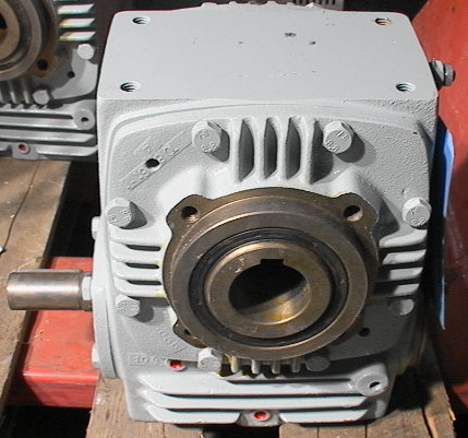 40:1 Ratio shaft-mount speed reducer worm-gear right-angle gear