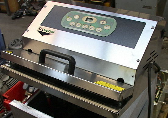 Lavezzini Industrial Vacuum Bag Sealer Self-Contained TableTop