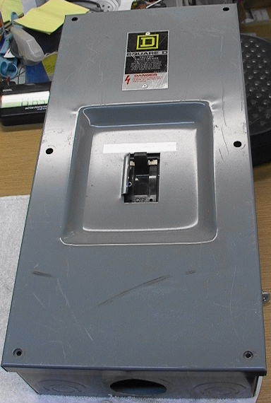 Enclosed Circuit Breaker thermal magnetic 20A 3-p 600V